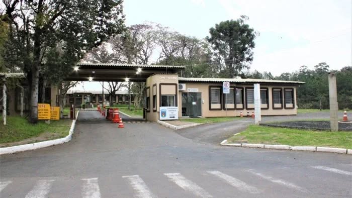 Polícia trata como homicídio seguido de suicídio morte de policial militar e da mãe em Canoas