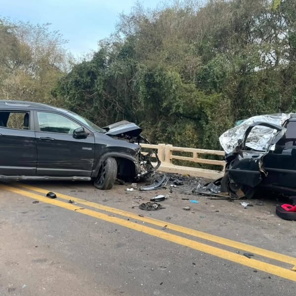 Colisão frontal na BR-285 em Carazinho deixa duas vítimas fatais; criança sobrevive