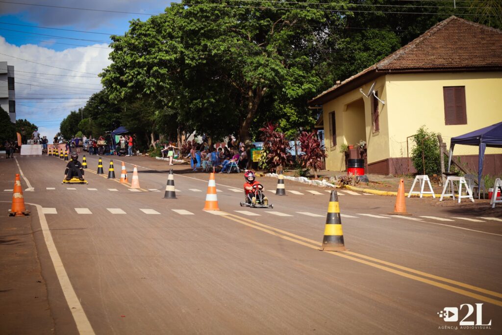 Quinze de Novembro se prepara para a 2ª Corrida Maluca de Carrinho de Rolimã neste sábado