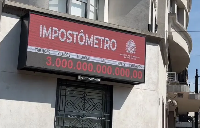 Carga tributária brasileira chega a R$ 3 trilhões e alerta para desequilíbrio fiscal