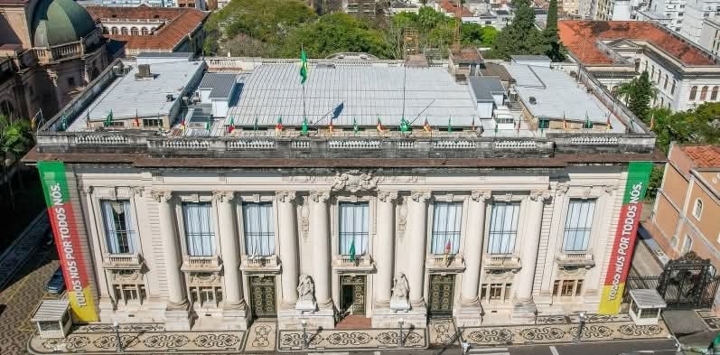 Governo do Estado antecipa 90% do 13º salário dos servidores e reforça equilíbrio financeiro no RS