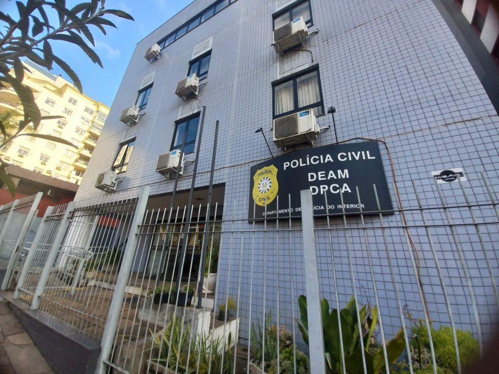DPCA de Passo Fundo indicia servidor público por suspeita de estupro e estupro de vulnerável