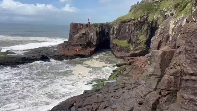 Corpo de homem que caiu no mar é encontrado na Praia da Guarita, no Litoral Norte do RS