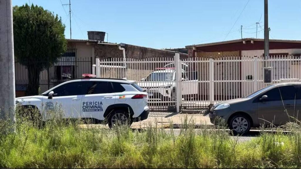 Polícia Civil apreende celular e computador de esposa de PM suspeito de envolvimento em desaparecimento de família em Cachoeirinha