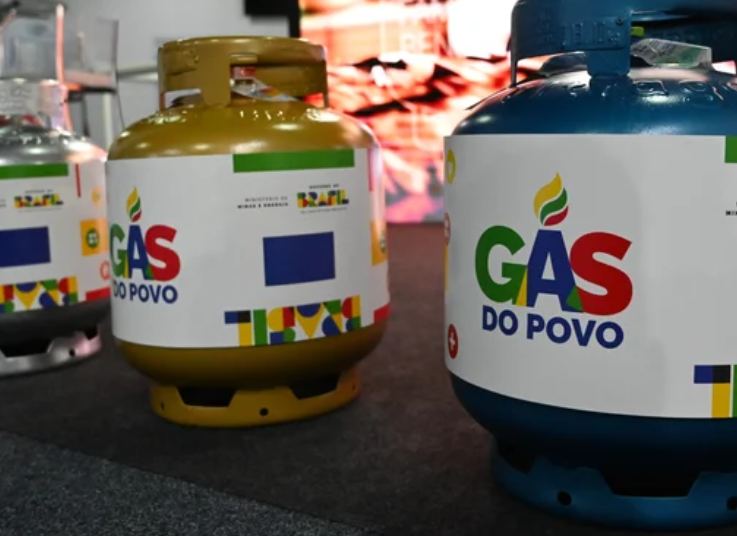 Câmara aprova MP que cria retirada gratuita de botijão e muda programa para Gás do Povo
