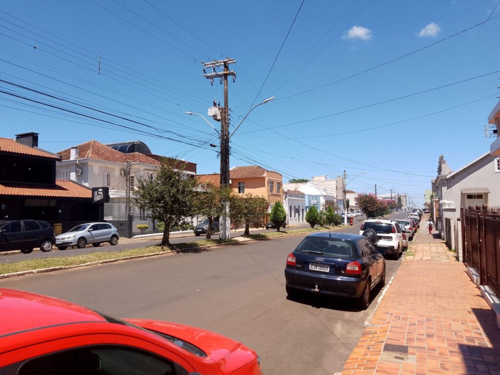 Sol entre nuvens e calor intenso marcam esta terça-feira (31) no RS; Cruz Alta pode chegar aos 33°C