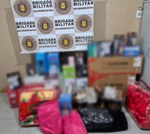 PRE apreende mercadorias estrangeiras acima da cota permitida durante fiscalização na RSC-481, em Cruz Alta