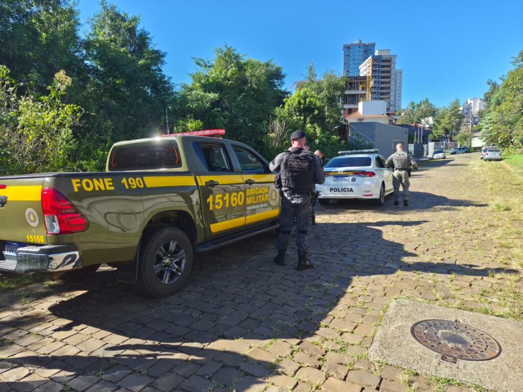 Brigada Militar faz cerco no Bairro Vergueiro após assalto a relojoaria no centro de Passo Fundo