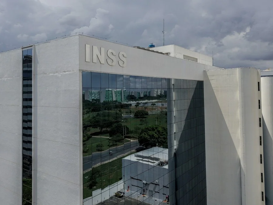 INSS confirma vazamento de dados e informa acesso indevido a cerca de 50 mil CPFs de pessoas vivas