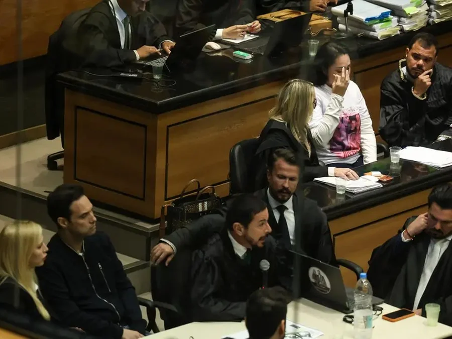 Delegado afirma que mensagens da babá revelaram “farsa” no caso Henry Borel durante julgamento de Jairinho e Monique