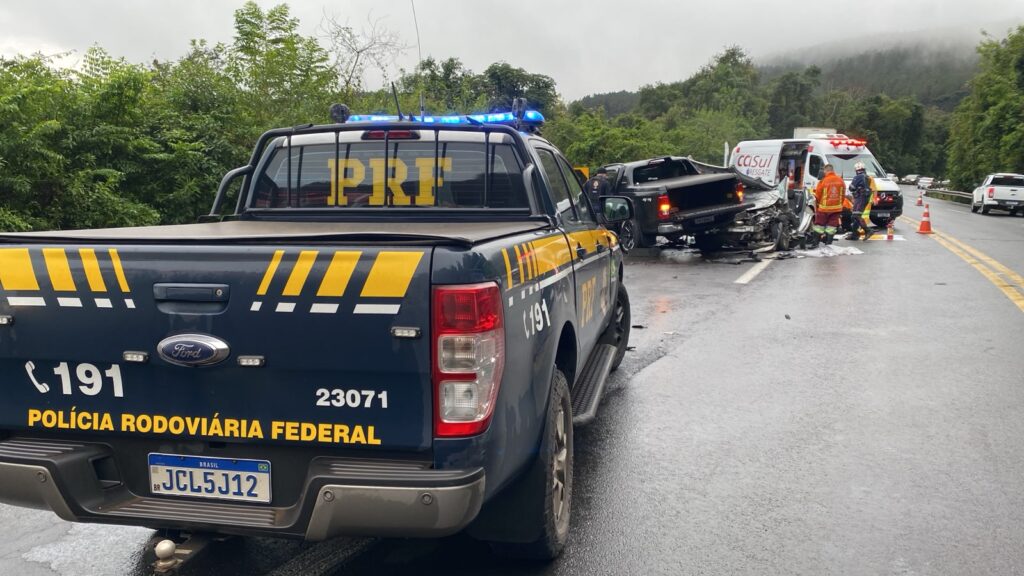 PRF registra queda de 50% nas mortes em rodovias federais do RS, apesar do aumento no número de acidentes