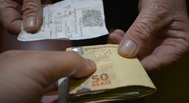 Operação no Rio Grande do Sul e São Paulo prende suspeitos do golpe do bilhete premiado e captura foragido com quatro mandados de prisão