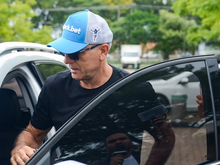 Vasco da Gama demite Renato Portaluppi após sequência no Brasileirão e instabilidade interna no elenco