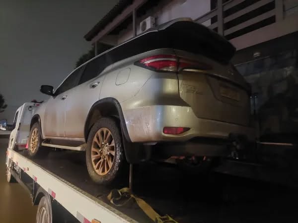 Brigada Militar recupera em Cruz Alta caminhonete Hilux furtada em Passo Fundo