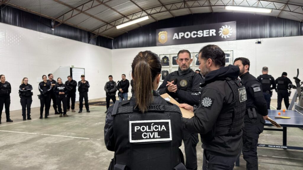 Operação contra tentativa de homicídio ligada ao tráfico prende três homens e apreende celular em presídio de Passo Fundo