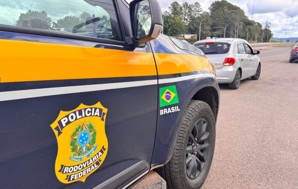 PRF apreende 197 quilos de maconha na BR-386 e prende motorista de 27 anos em Lajeado