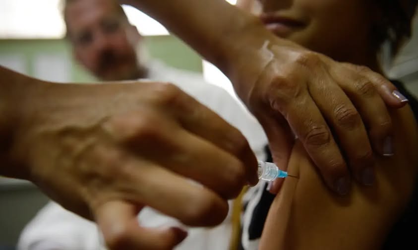 Ministério da Saúde prorroga vacinação contra o HPV para adolescentes de 15 a 19 anos até dezembro