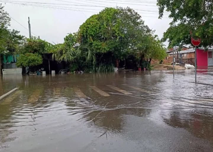 Defesa Civil emite alerta vermelho para chuva severa em 37 municípios do Rio Grande do Sul