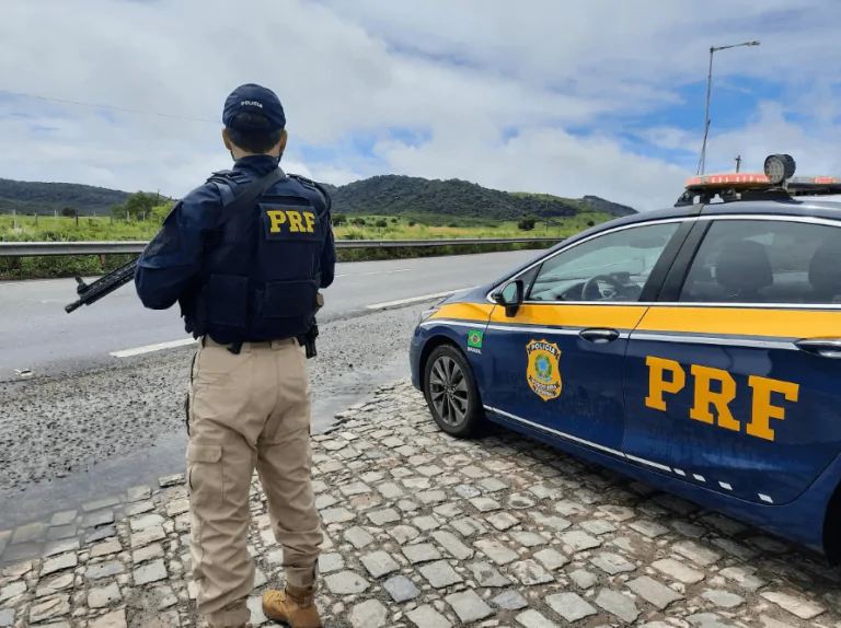 Influenciadora digital dada como morta é presa pela PRF com documento falso no Norte do RS