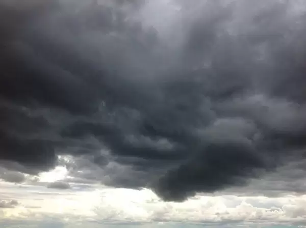 Frente fria mantém tempo instável no RS e chuva perde força ao longo desta quarta-feira