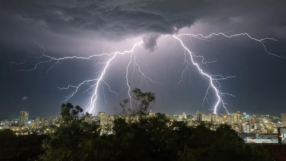 Semana começa com frio abaixo de zero e terá chuva forte e risco de granizo no Rio Grande do Sul
