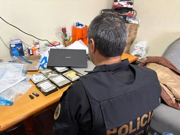 Polícia Federal prende homem de 23 anos por armazenamento de material de abuso sexual infantojuvenil em Caçapava do Sul