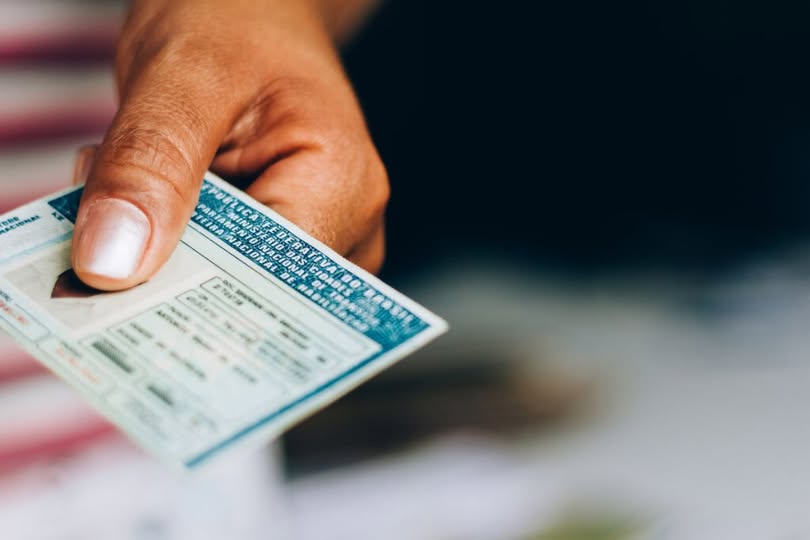 Exame toxicológico já é obrigatório para primeira CNH A e B no RS