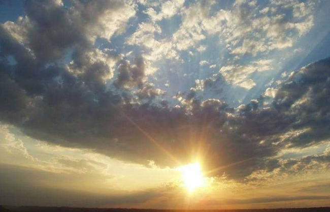 Terça-feira terá sol entre nuvens e temperaturas amenas no Rio Grande do Sul