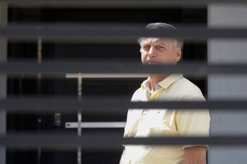 Defesa de Bolsonaro pede ao STF anulação de condenação por tentativa de golpe de Estado