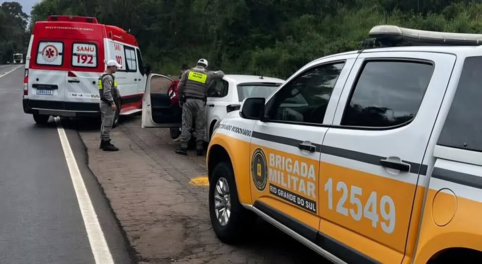 Gestante passa mal durante deslocamento e recebe atendimento de emergência na ERS-129, em Casca