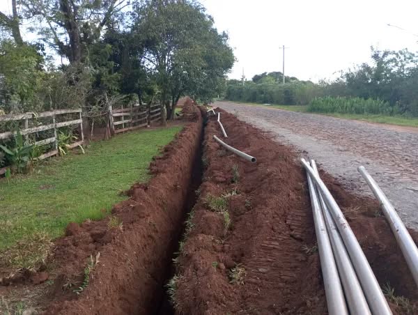 Corsan investe R$ 450 mil na implantação de nova rede de água no bairro Benjamin Nott, em Cruz Alta