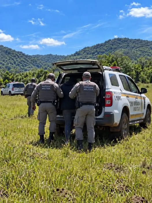 Brigada Militar prende jovem e apreende adolescente após tentativa de homicídio em Santa Maria