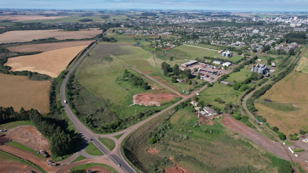 Polo Industrial Cláudio Schuur receberá infraestrutura elétrica para atender 14 lotes em Cruz Alta